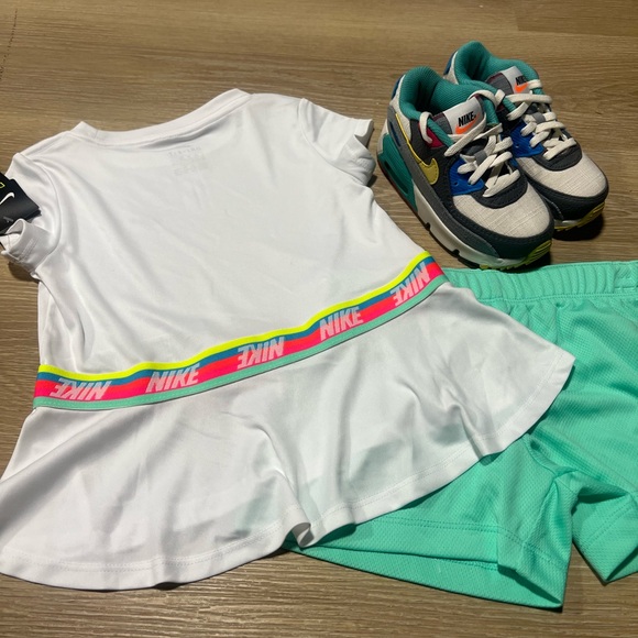 Nike Kids´ White Top and Teal Shorts Set with Sneakers
